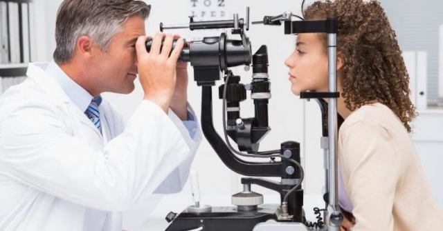 عمل شبکیه چشم